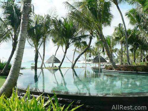 One&Only Reethi Rah 10